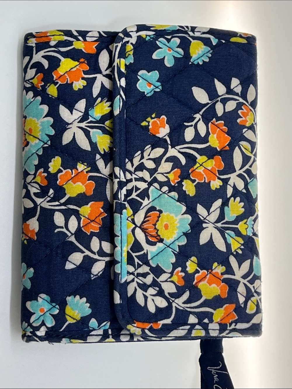 Vera Bradley Navy Retired Chandelier trifold wallet